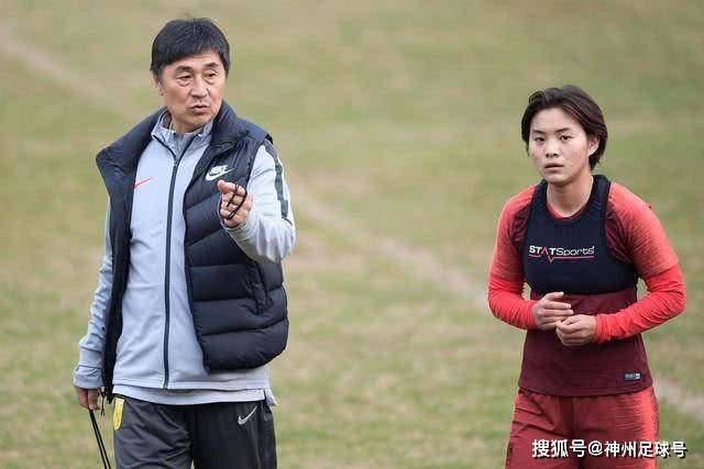梅西+C罗+内马尔6年前身价4.8亿 如今只剩……
